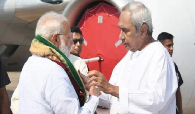 modi-assures-full-support-from-center-with-patnaik-greetings