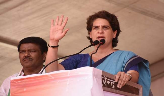 pm-modi-talks-about-pak-but-never-about-peoples-problems-says-priyanka-gandhi