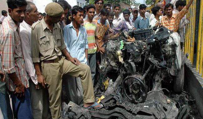 4-get-life-term-one-acquitted-in-2005-ayodhya-terror-attack-case