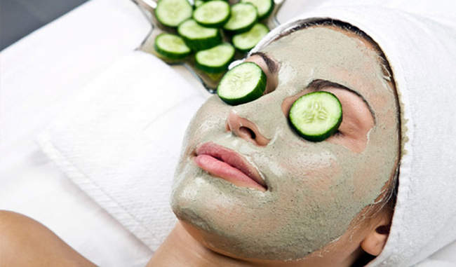 beauty-benefits-of-cucumber-for-lightening-skin