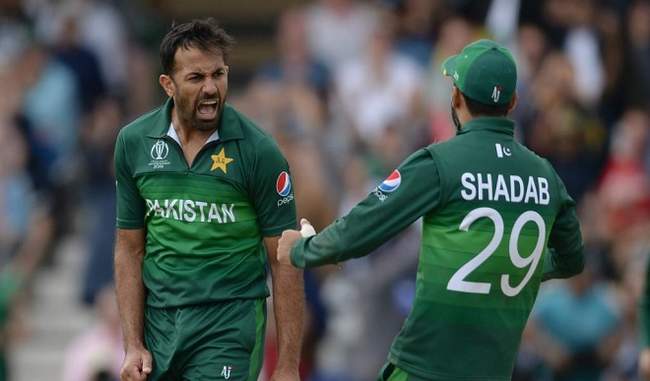 root-and-butler-hundreds-were-useless-pakistan-defeated-england