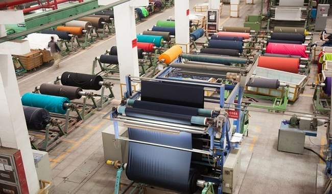 textile-industry-aims-to-become-350-billion-by-2025