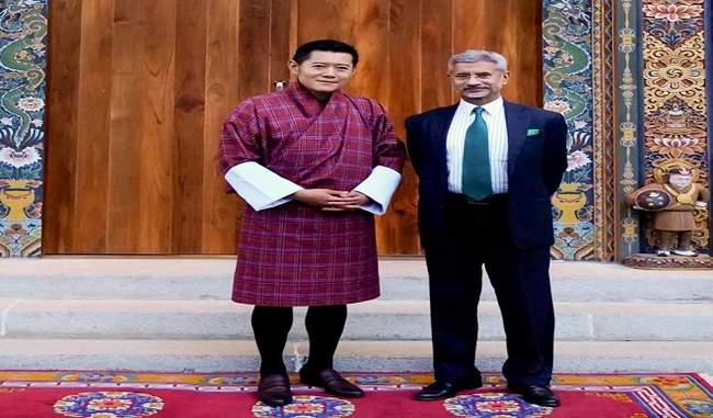 foreign-minister-jaishankar-arrives-in-bhutan-on-first-overseas-visit