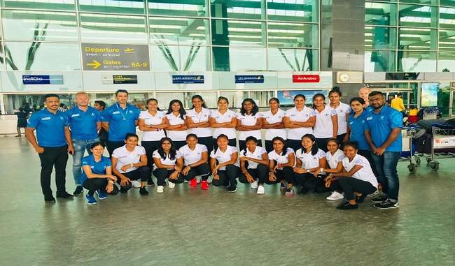 indian-women-s-hockey-team-leaves-for-fih-women-s-series-finals