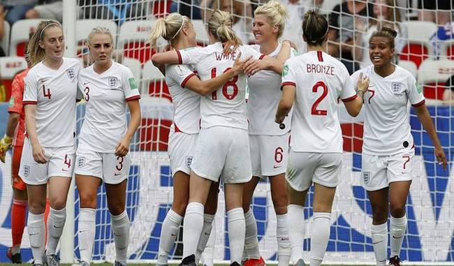 fifa-women-s-world-cup-england-beat-scotland-2-1-in-group-d