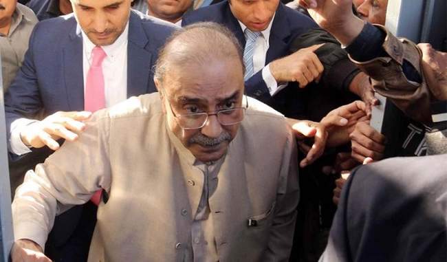 former-president-asif-ali-zardari-arrested-in-fake-bank-account-case