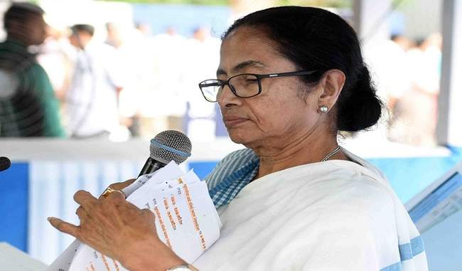 two-people-were-killed-in-violence-mamata-said-west-bengal-will-not-allow-another-gujarat-to-become