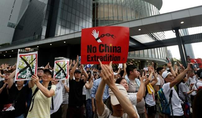 the-international-pressure-of-violent-demonstrations-in-hong-kong-the-eu-criticized