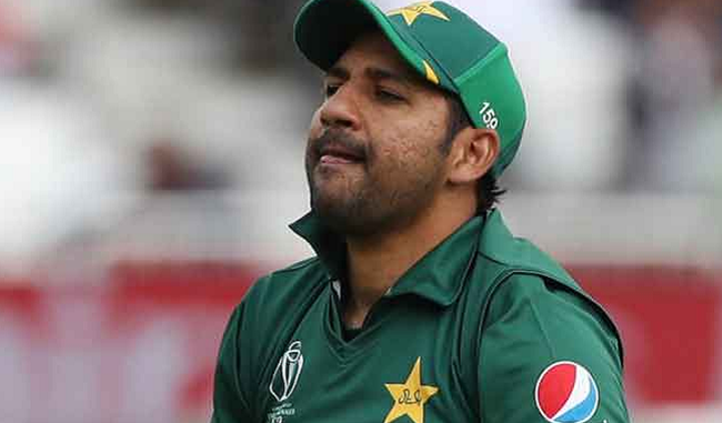 need-to-improve-fielding-before-match-against-india-says-sarfraz
