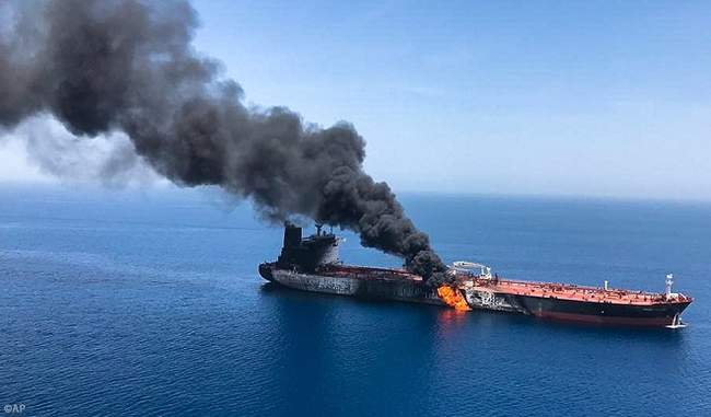 america-claims-iran-is-responsible-for-oil-tanker-attacks-in-gulf-of-oman