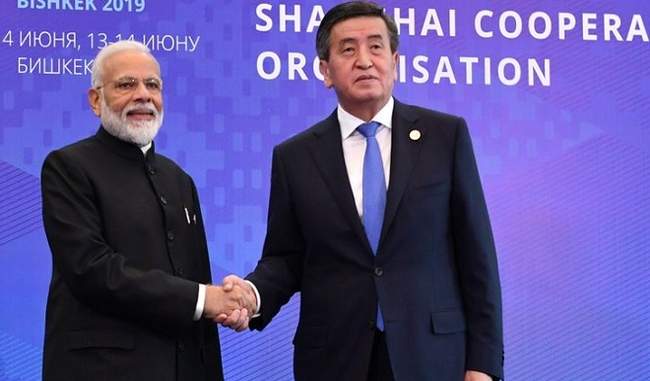 prime-minister-modi-meets-president-of-kyrgyzstan-before-the-sco-conference
