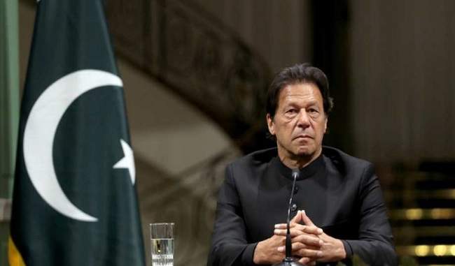 pakistani-prime-minister-imran-khan-breaks-diplomatic-protocol-at-sco-summit