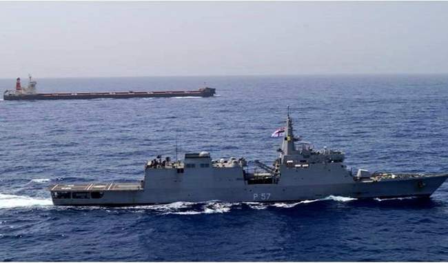 indian-navy-deployed-its-warships-in-gulf-of-oman-and-the-persian-gulf