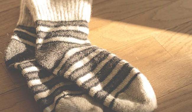know-the-amazing-reuse-of-old-socks-in-hindi