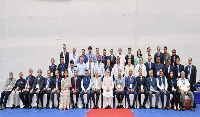 pm-modi-meeting-with-economists-industry-experts-before-presenting-the-budget