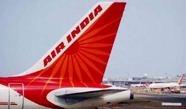 senior-air-india-pilot-accused-of-stealing-wallet-in-sydney-airport-suspended