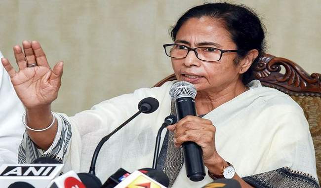 mamata-attacked-the-modi-government-on-emergency
