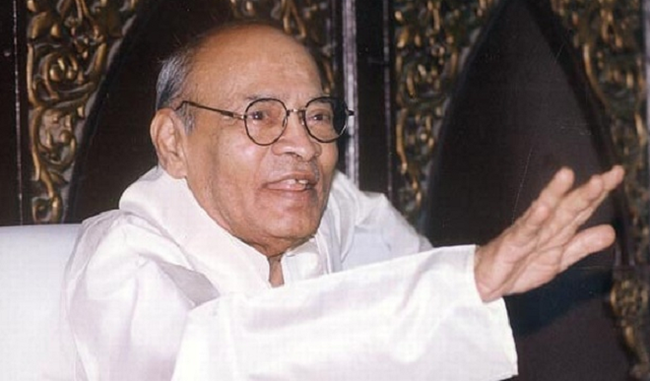 the-former-pm-s-grandson-said-rahul-and-sonia-apologizing-for-injustice-with-pv-narasimha-rao