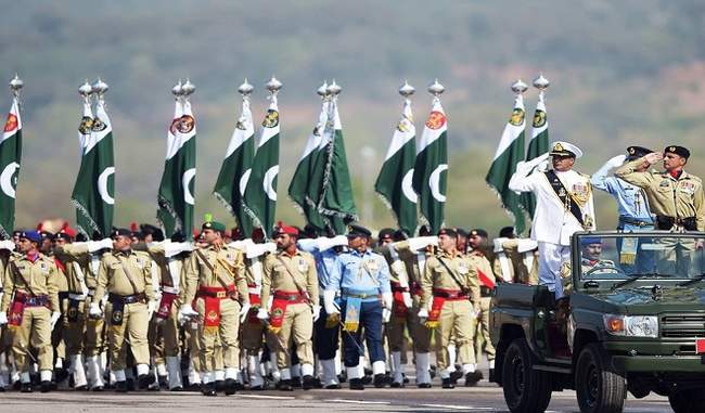 pakistan-parliament-approves-defense-budget-of-2019-20-for-1-152-billion-rupees