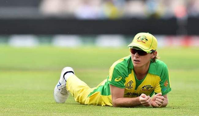 its-not-only-zampa-even-indian-fielders-use-hand