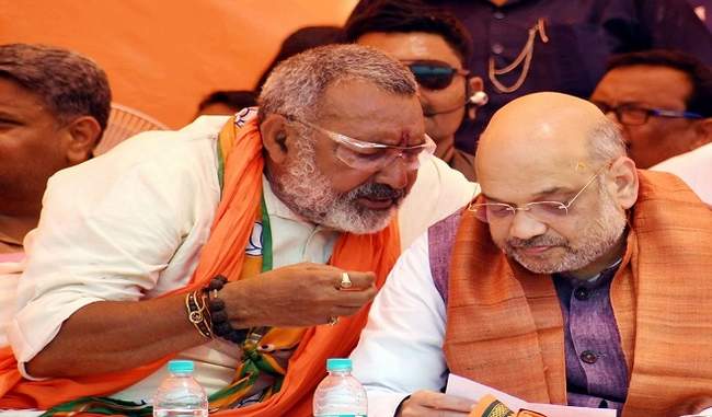 amit-shah-has-called-and-asked-giriraj-singh-to-avoid-making-statements