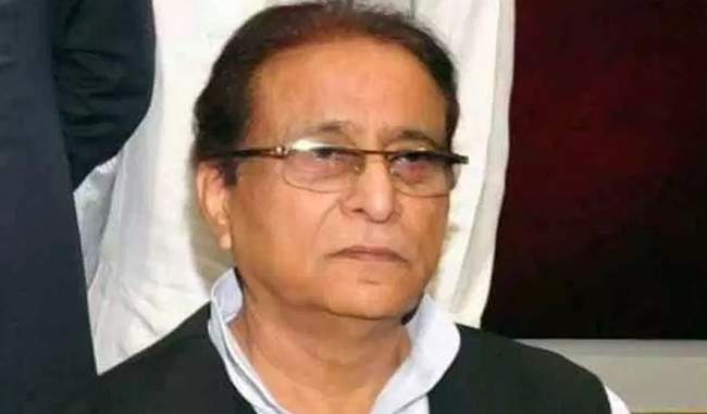 azam-khan-surrenders-with-wife-and-son-in-court