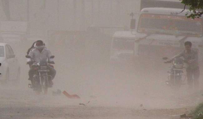 uttar-pradesh-at-least-26-killed-over-57-injured-due-to-dust-storm