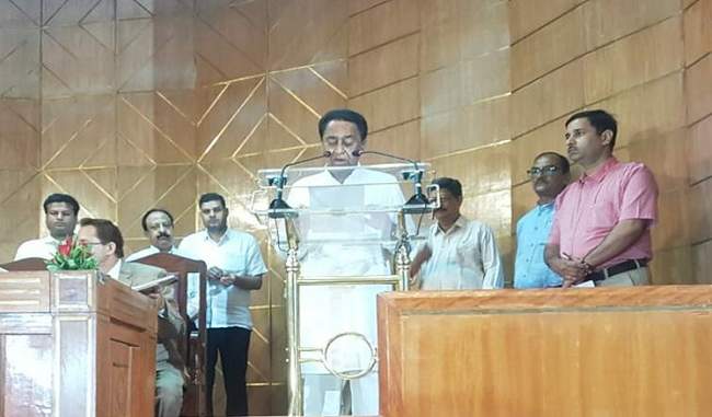 amal-nath-become-member-of-legislative-assembly-speaker-np-prajapati-administered-oath