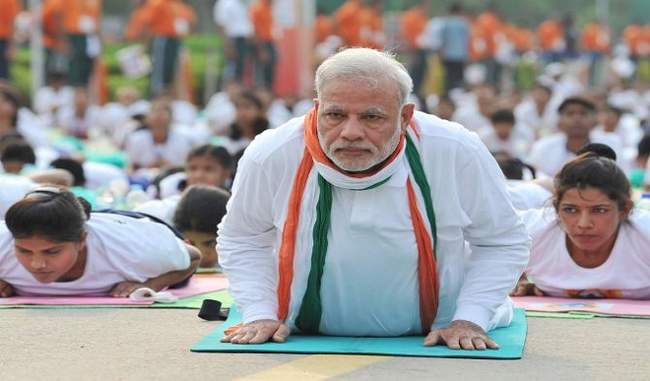 pm-modi-to-lead-40-thousand-people-on-international-yoga-day-in-ranchi
