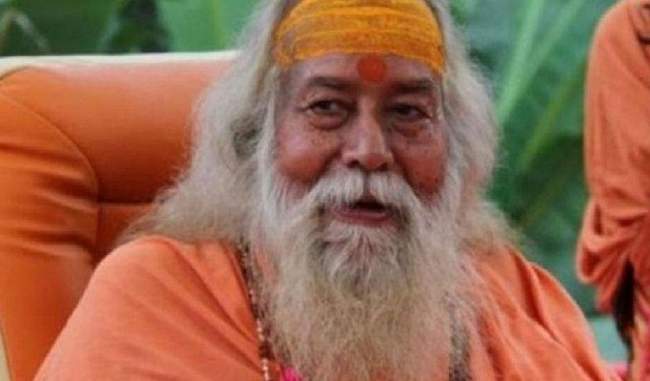 centre-fooling-people-over-ram-temple-says-swami-swaroopanand
