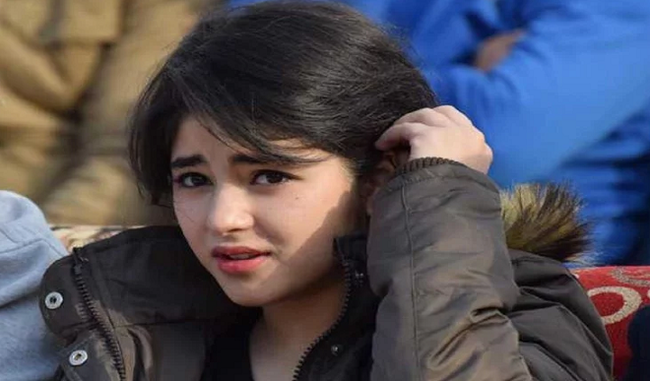 hot-talk-about-zaira-wasim-decision-to-say-goodbye-to-films