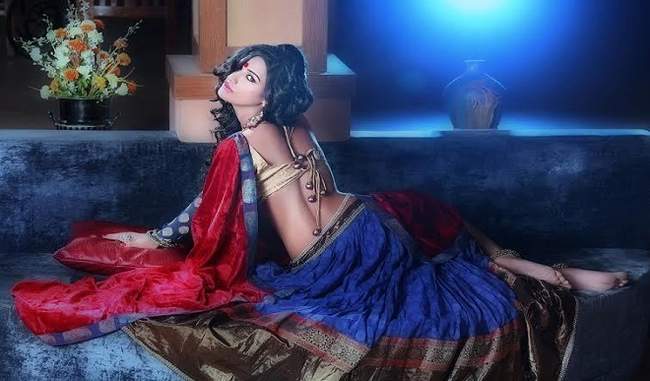 poonam-pandey-leak-her-porn-pictures-and-mms-herself