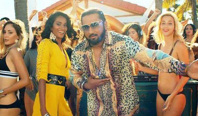 honey-singh-came-from-trouble-with-songs-makkhana--punjab-women-s-commission-demanded-action
