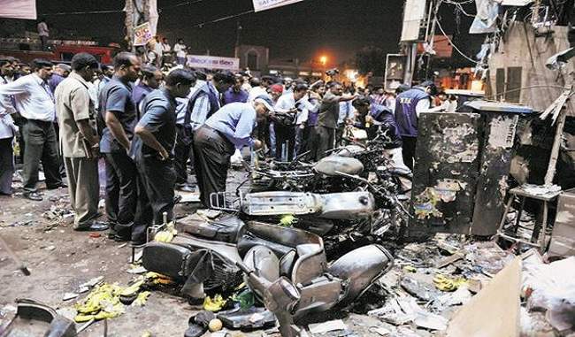 two-people-died-in-a-sudden-bomb-blast-in-maharashtra