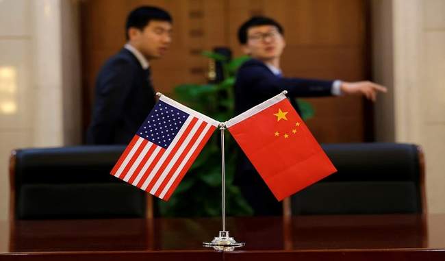 us-chinese-hold-constructive-phone-talks-on-trade