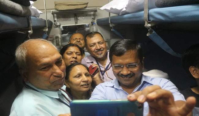 no-charge-for-delays-in-fourth-phase-of-metro-says-kejriwal
