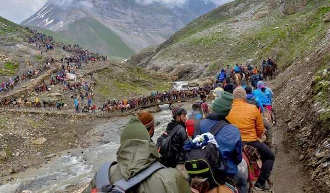 amarnath-yatra-commences-from-jammu-7-993-pilgrims-leave-for-the-largest-group