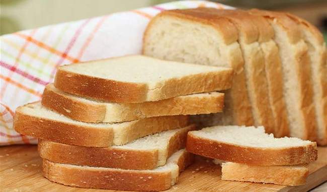 know-the-harmful-effect-of-having-white-bread-daily-in-hindi