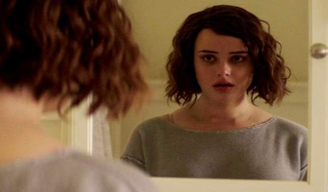 netflix-cuts-controversial-suicide-scene-from-13-reasons-why