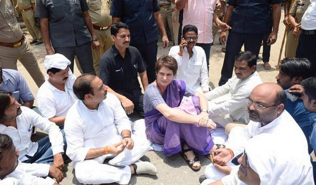 sonbhadra-priyanka-gandhi-to-meet-victims-after-being-detained