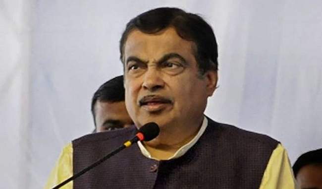 lic-to-provide-1-25-crore-loan-for-highway-projects-by-2024-says-gadkari