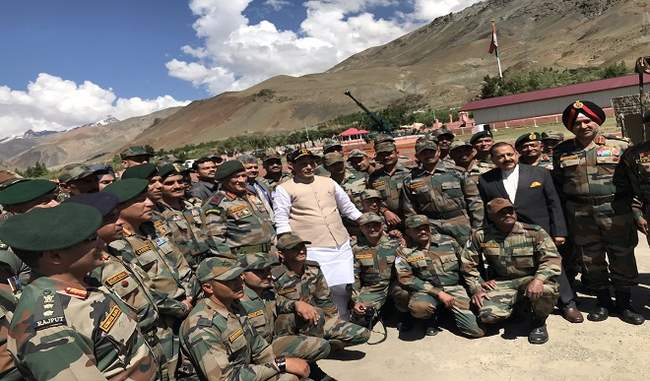 rajnath-says-i-will-do-my-best-to-protect-the-honor-and-dignity-of-my-soldiers
