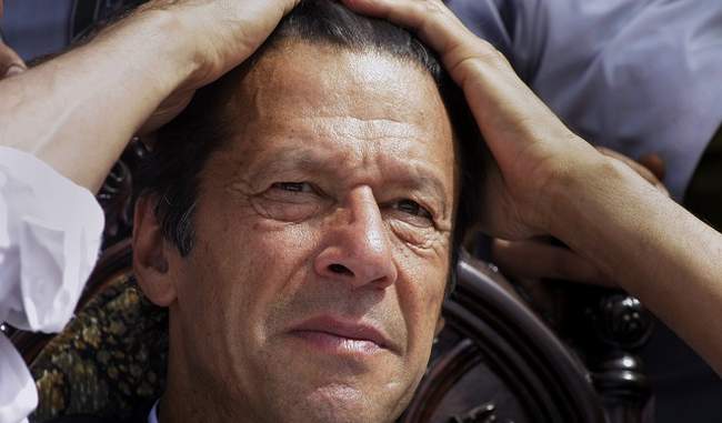 imran-khan-had-to-face-protests-from-religious-and-ethnic-minorities-on-us-tour
