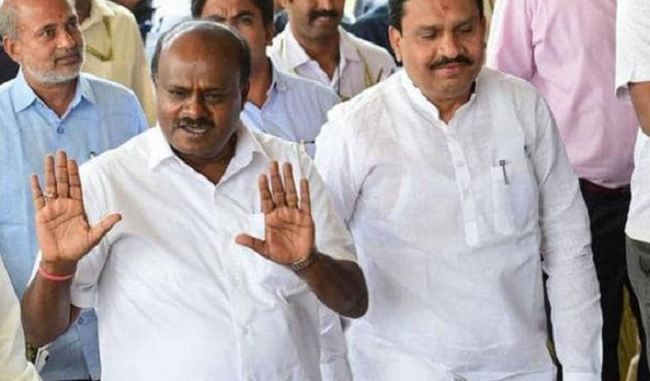 kumaraswamy-claims-no-one-can-give-stable-government-under-current-circumstances