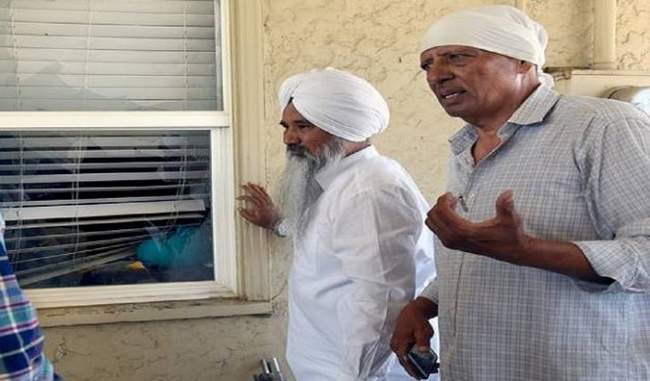 sikh-leader-attacked-outside-gurudwara-by-a-group-in-california