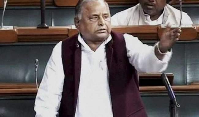 65-percent-of-the-country-s-farmers-below-the-poverty-line-the-central-government-forgot-this-mulayam