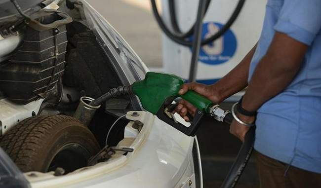 lok-sabha-passes-finance-bill-cess-on-petrol-diesel-stays