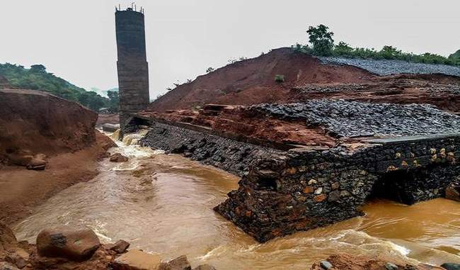 18-dead-after-dam-breach-floods-villages-in-maharashtras-ratnagiri