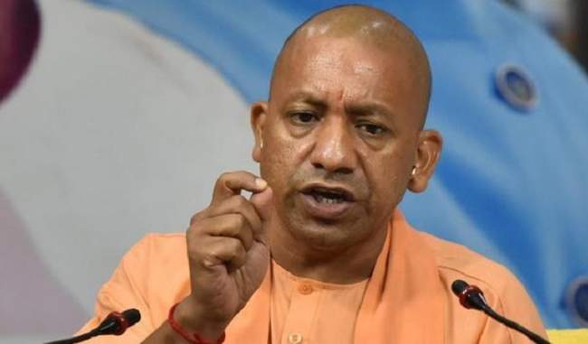 yogi-adityanath-ordered-an-inquiry-into-the-bus-accident-at-yamuna-expressway