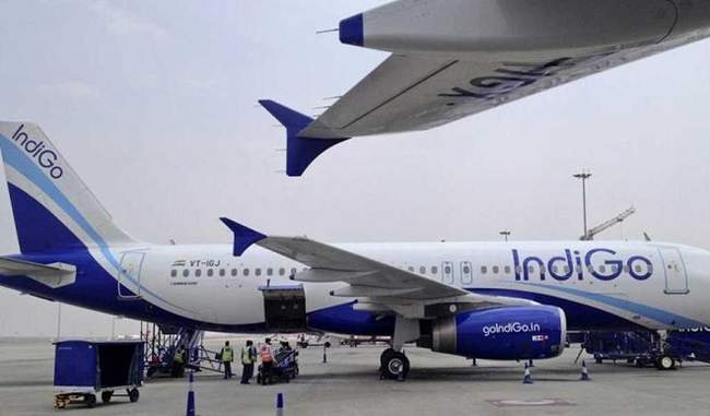 delhi-bound-indigo-flight-carrying-nitin-gadkari-158-others-fails-to-take-off